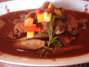 カレーダイナークヌーギーズ