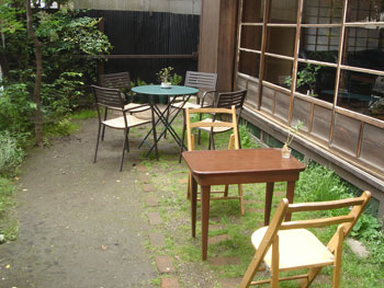 DADA CAFE