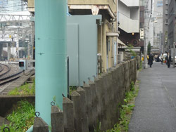 ビストロひつじや代々木駅北口